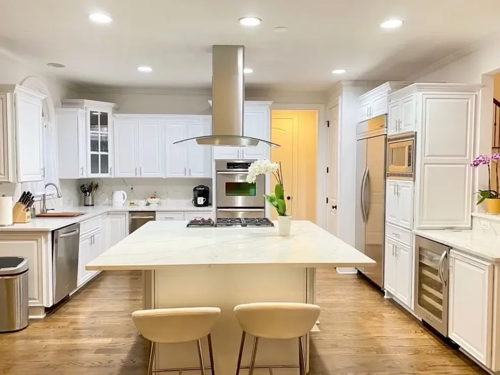 paint kitchen cabinets