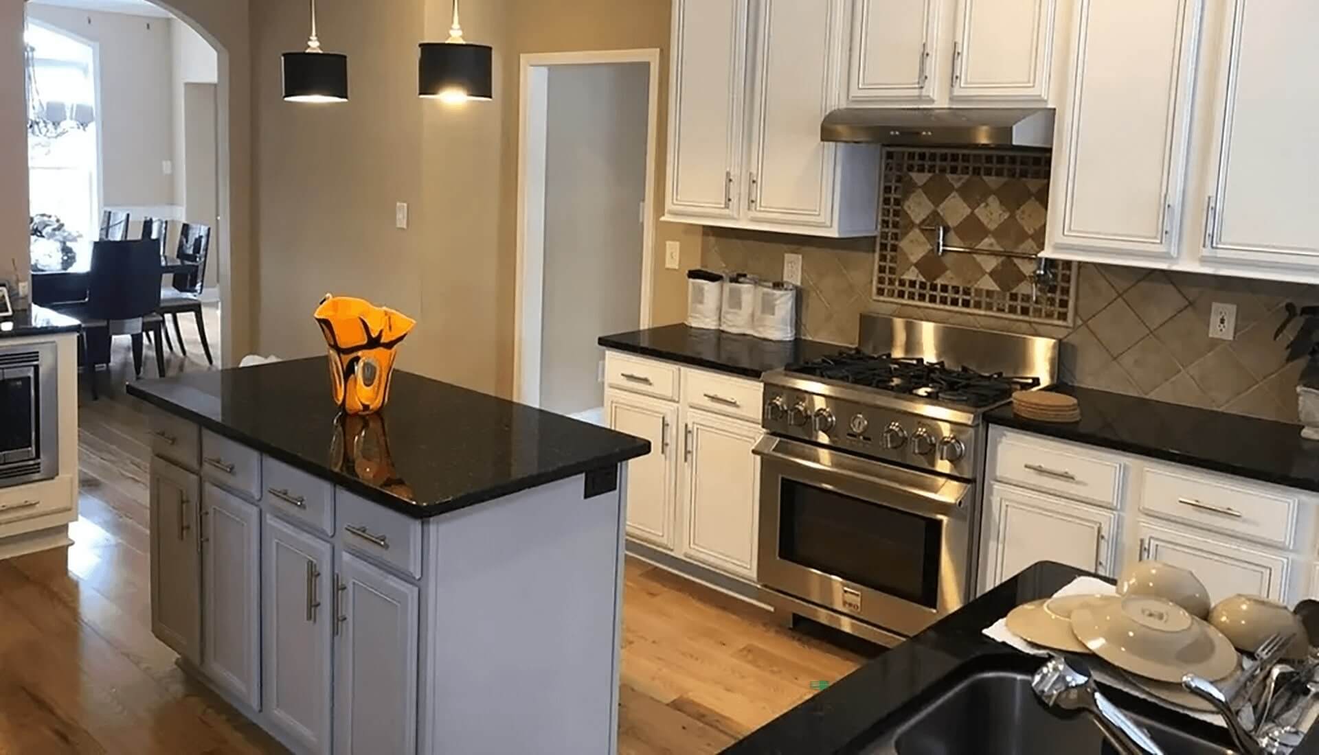 Paint kitchen cabinets in Charlotte NC with flawless cleanup